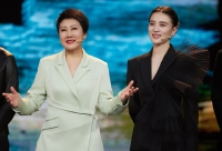 “曲书记”凯丽亮相央视经典之夜 连登多台晚会惊喜不断贺新春